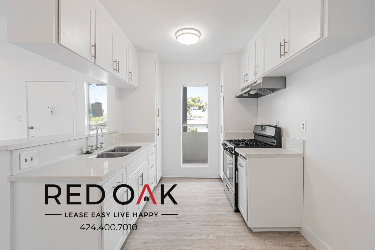 Condo for rent at 700 Glenway Dr #7, Inglewood, CA 90302