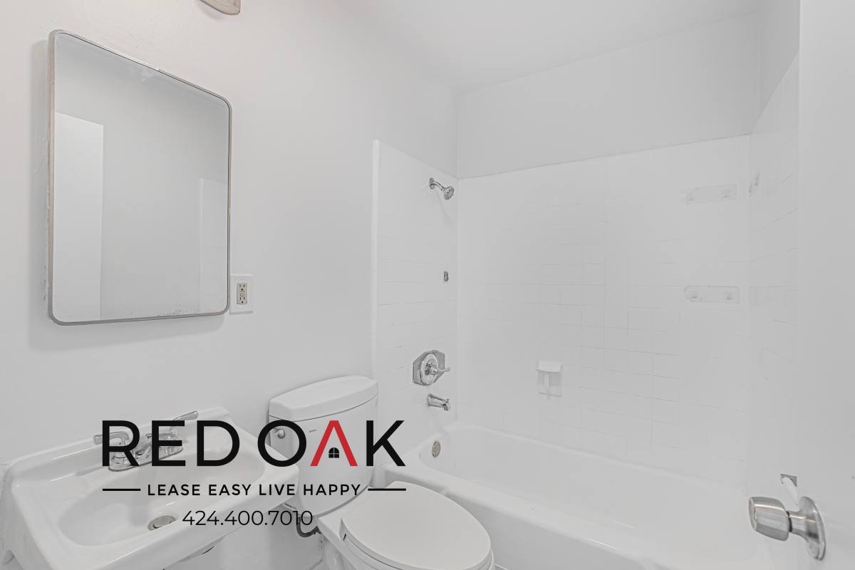 Condo for rent at 700 Glenway Dr #7, Inglewood, CA 90302