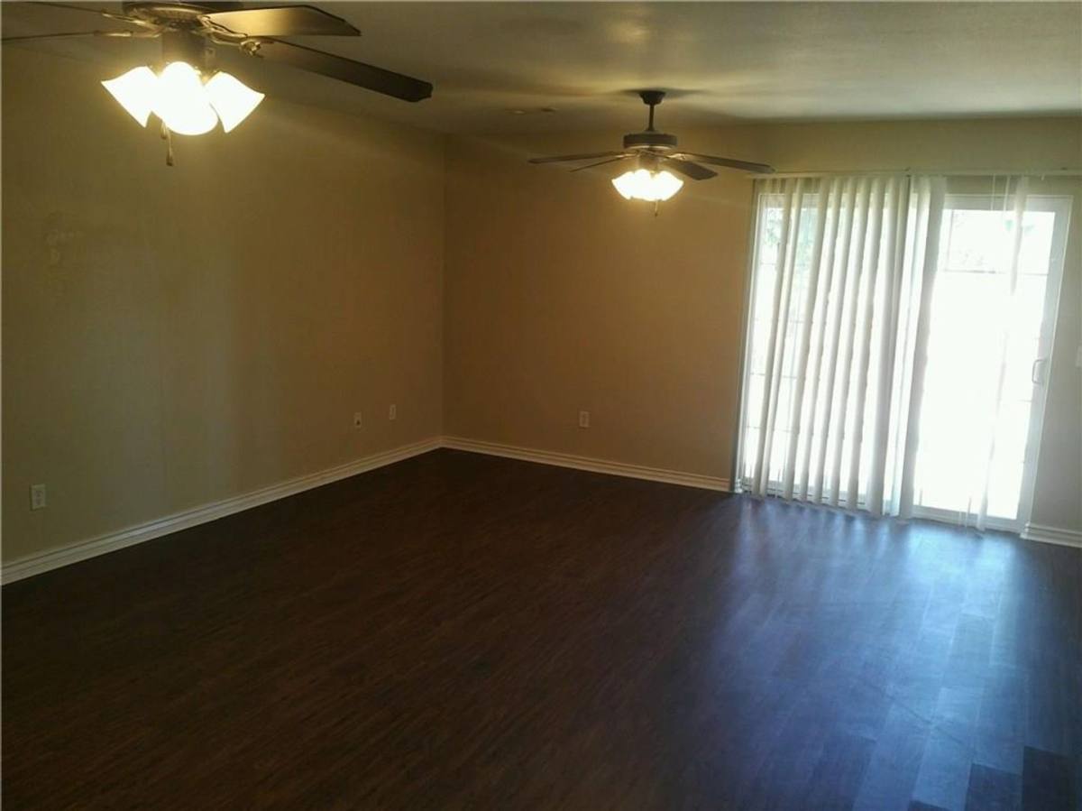 Apartment for rent at 231 - 233 Graystone, Centerton, AR 72719