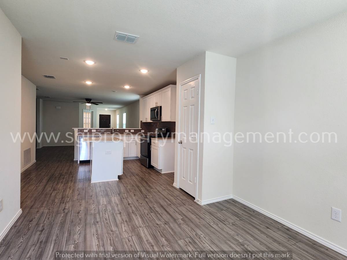 House for rent at 1427 Ganado Dr, Forney, TX 75126