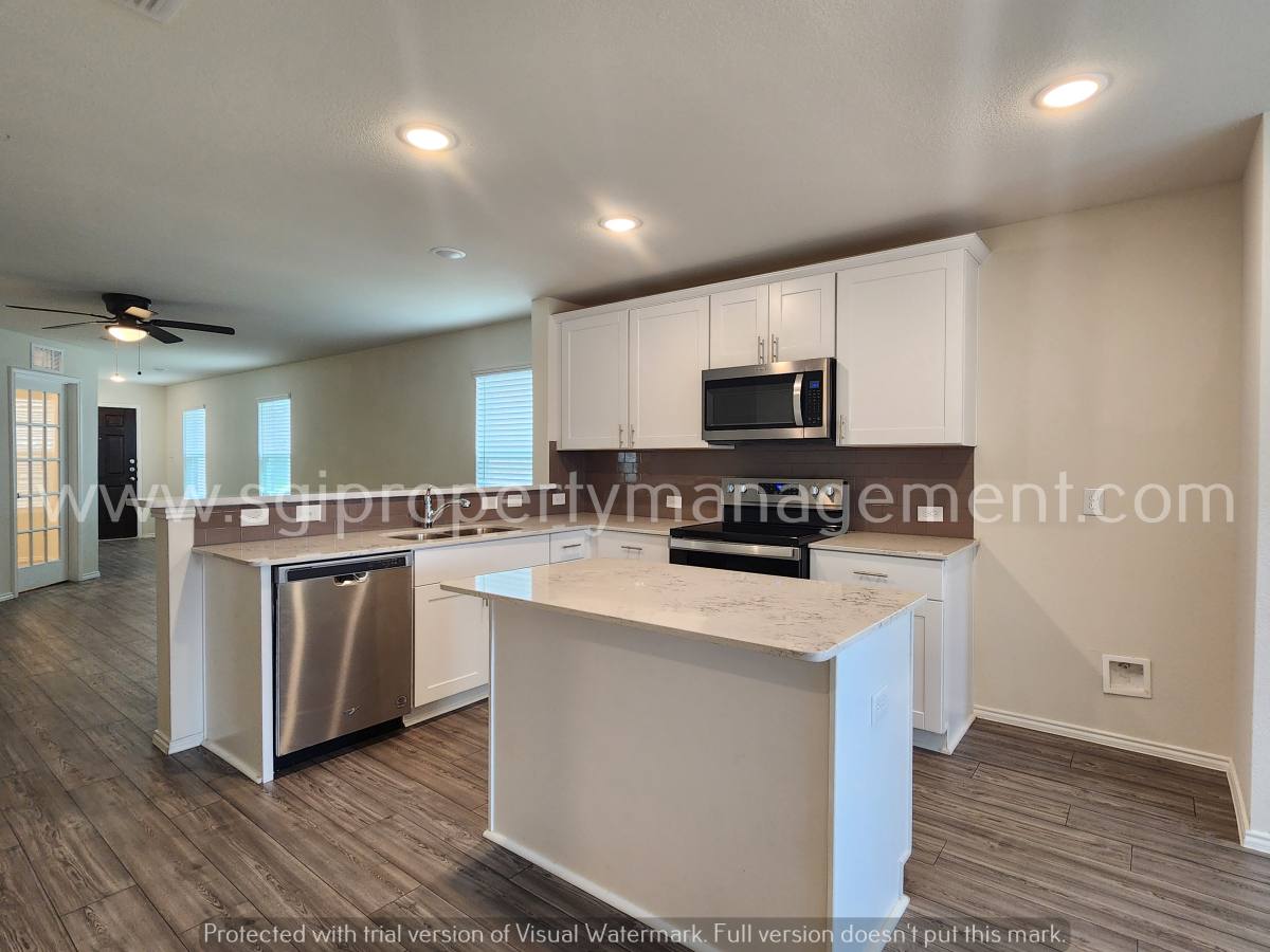 House for rent at 1427 Ganado Dr, Forney, TX 75126