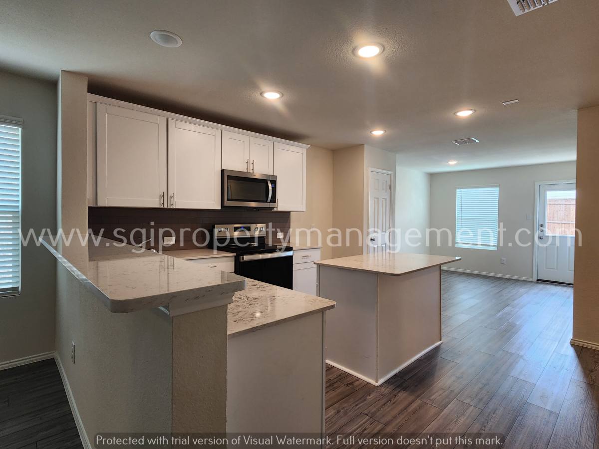 House for rent at 1427 Ganado Dr, Forney, TX 75126