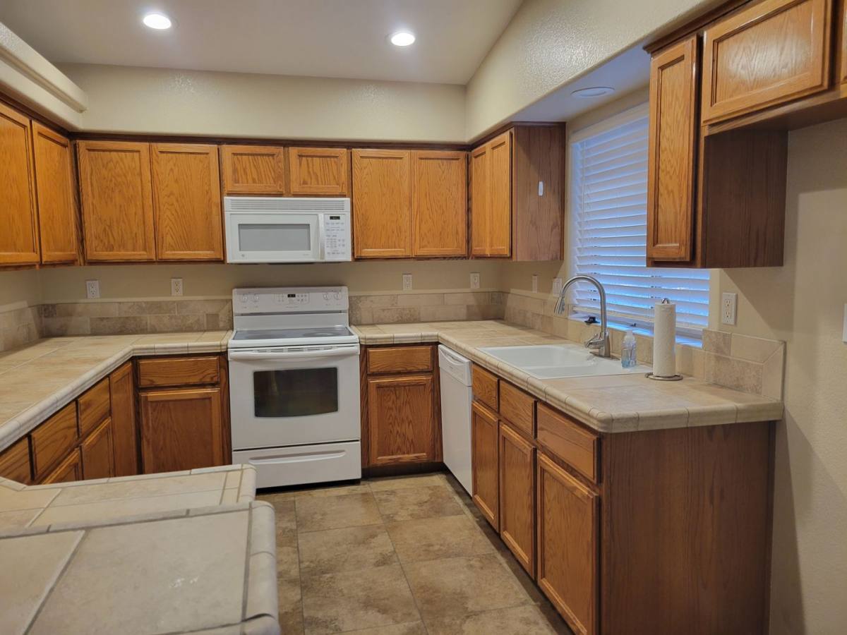 House for rent at 440 Hummingbird Dr, Lake Havasu City, AZ 86403