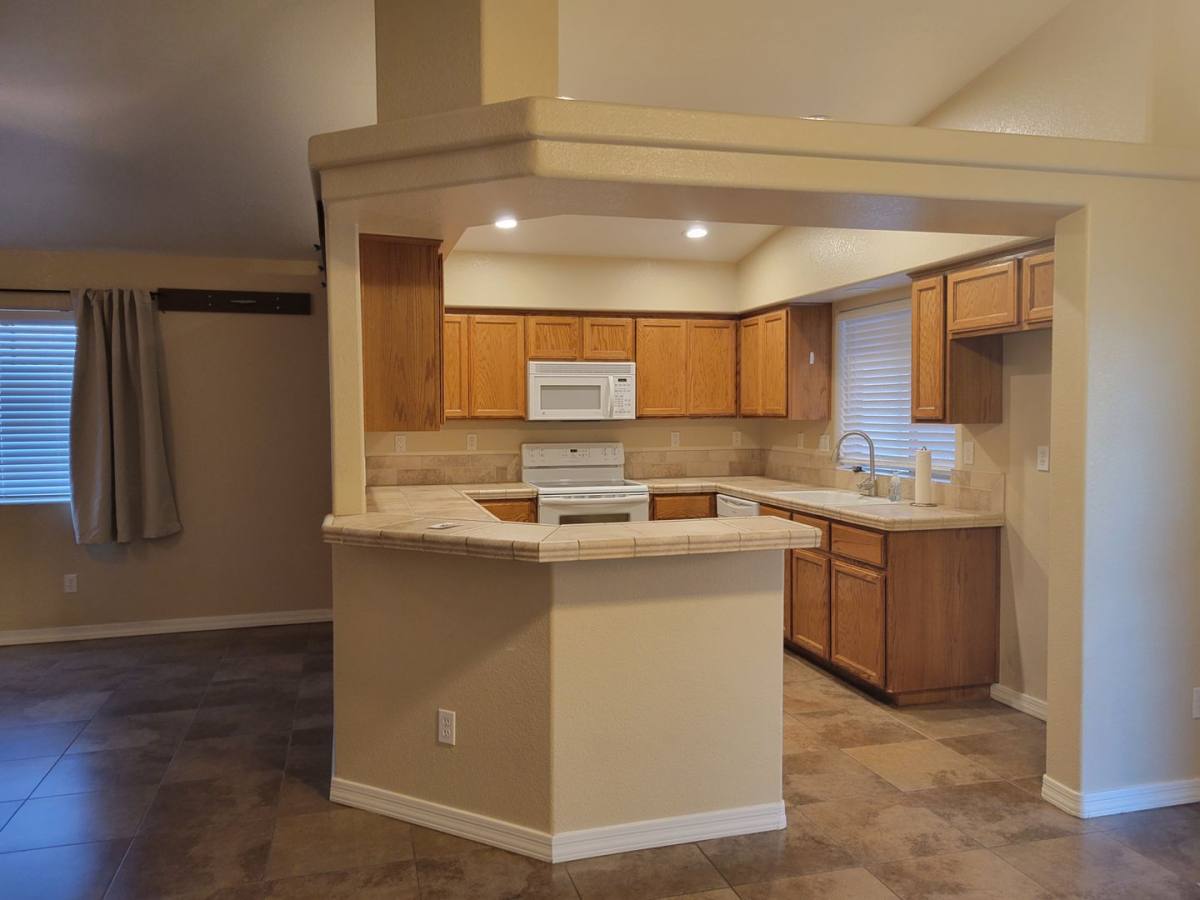 House for rent at 440 Hummingbird Dr, Lake Havasu City, AZ 86403