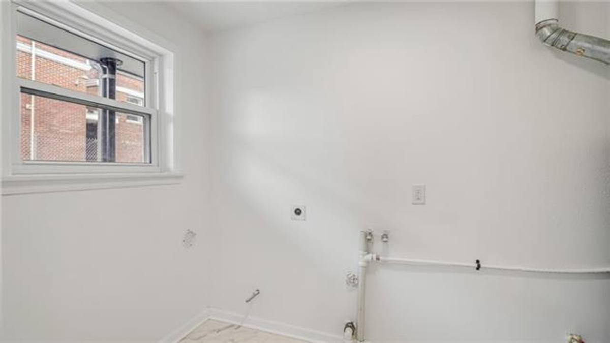 Apartment for rent at 6608-6614 Dauphine St, Arabi, LA 70032