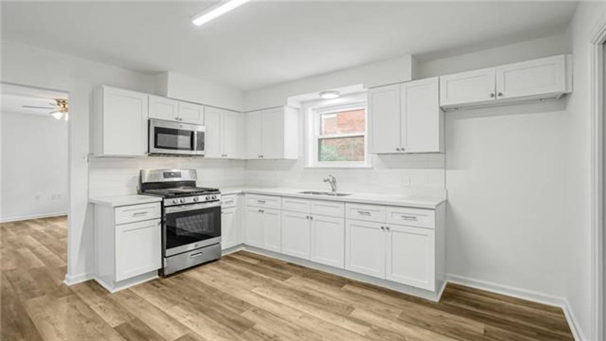 Apartment for rent at 6608-6614 Dauphine St, Arabi, LA 70032