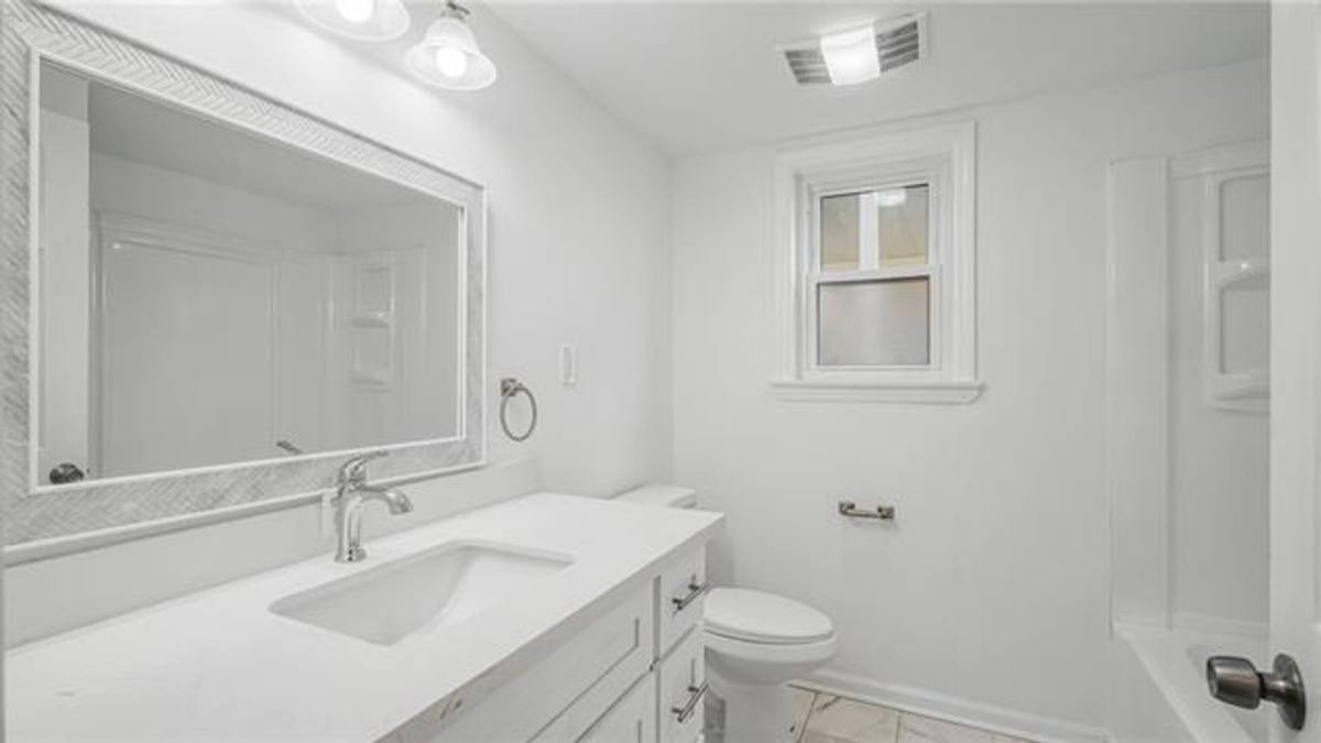 Apartment for rent at 6608-6614 Dauphine St, Arabi, LA 70032