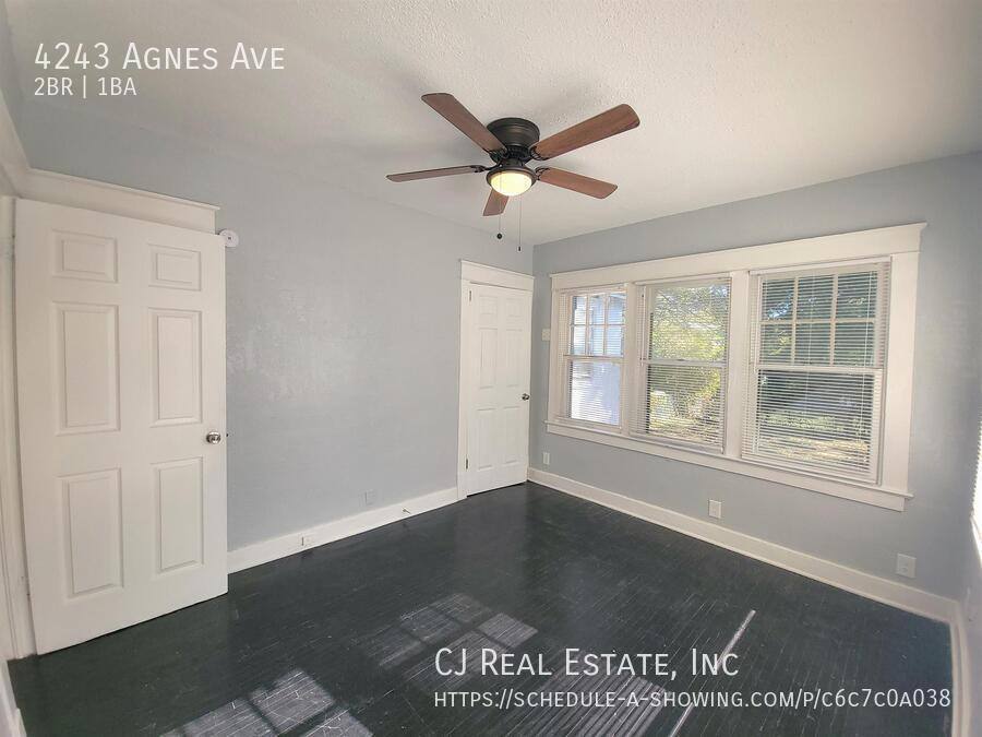 House for rent at 4243 Agnes Ave, Kansas City, MO 64130