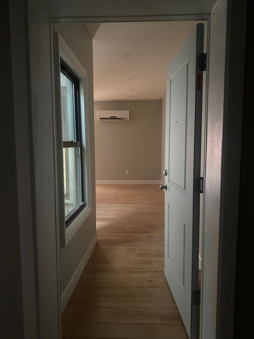Apartment for rent at 798 Broadway, Albany, NY 12207