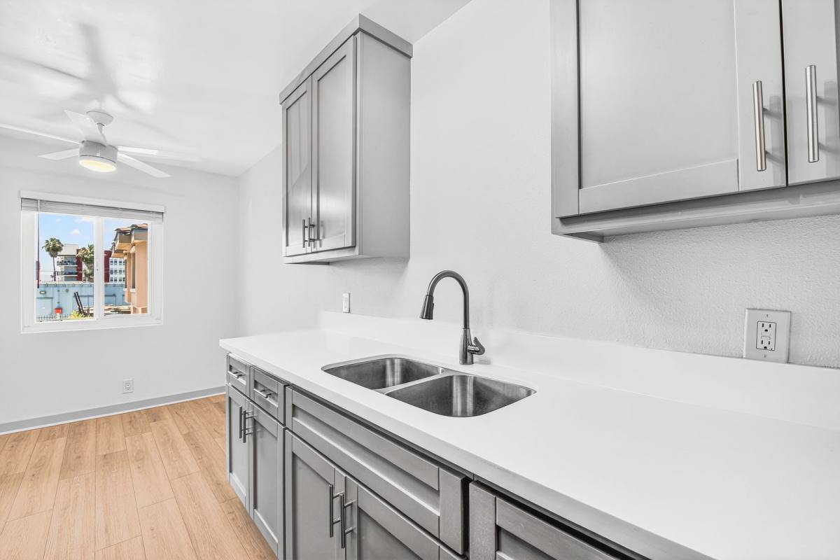 Apartment for rent at 359 E Esther St, Long Beach, CA 90813