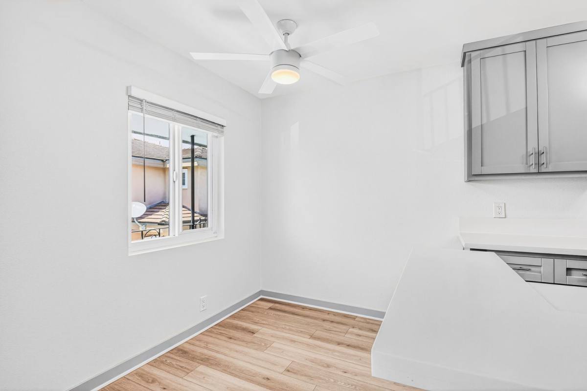 Apartment for rent at 359 E Esther St, Long Beach, CA 90813