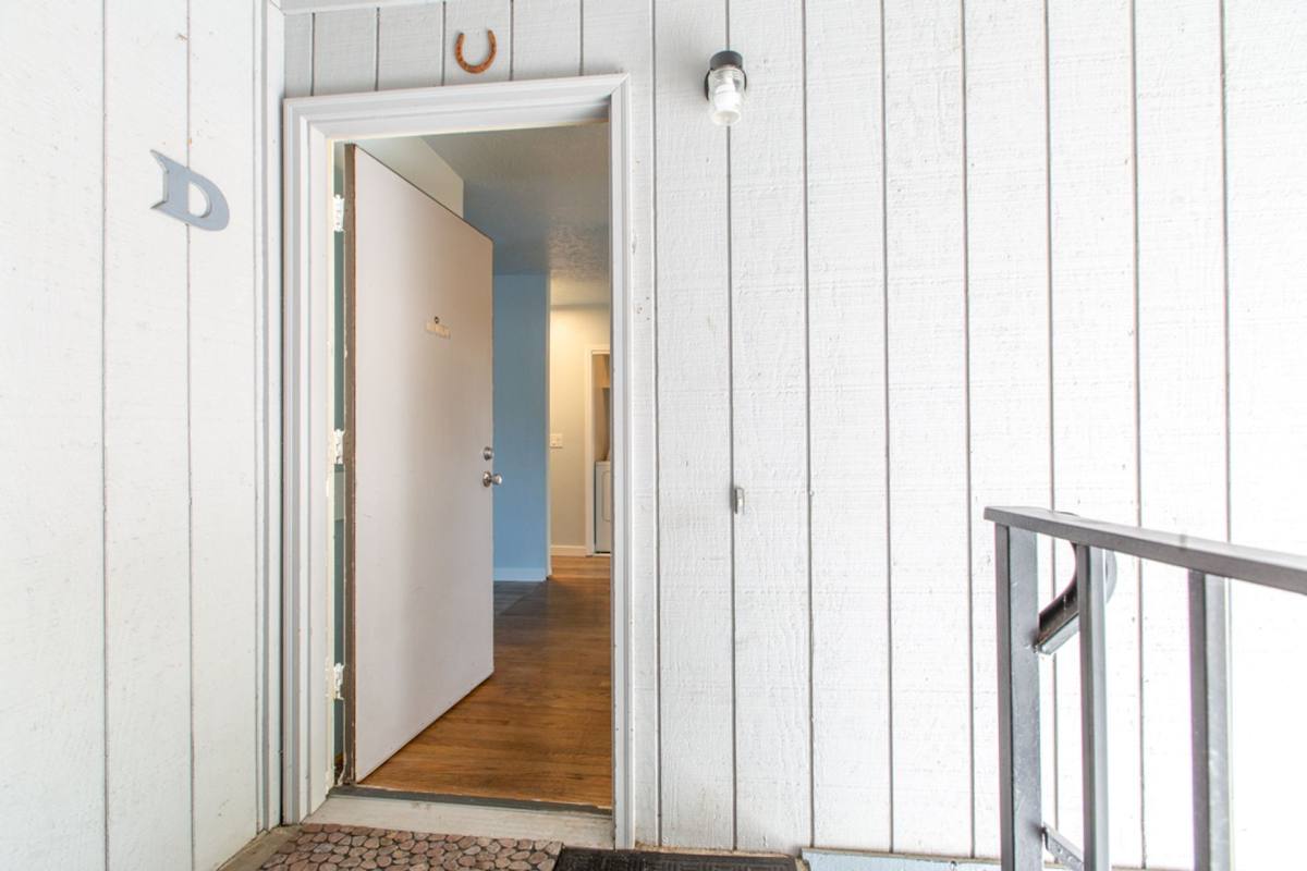 Apartment for rent at 1019 Pomona St W, The Dalles, OR 97058