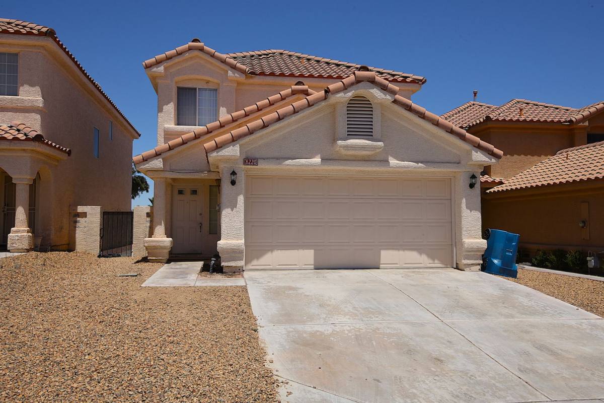 House for rent at 8220 Maplestar Rd, Las Vegas, NV 89128