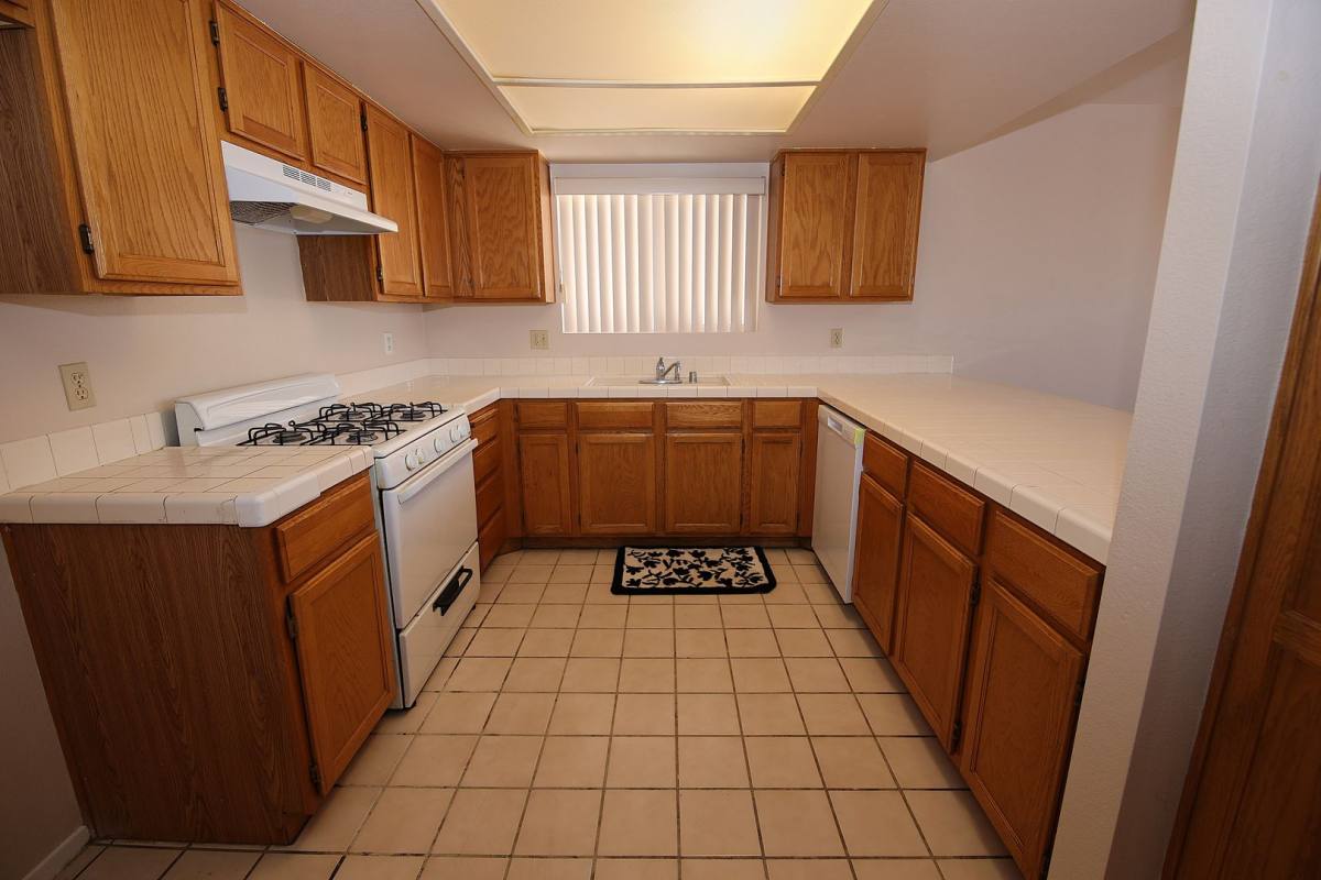 House for rent at 8220 Maplestar Rd, Las Vegas, NV 89128