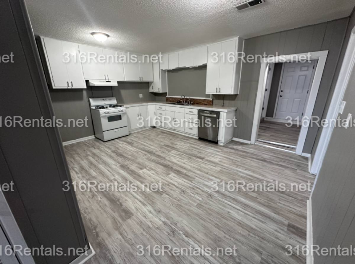 House for rent at 6155 S Hydraulic Ave, Wichita, KS 67216