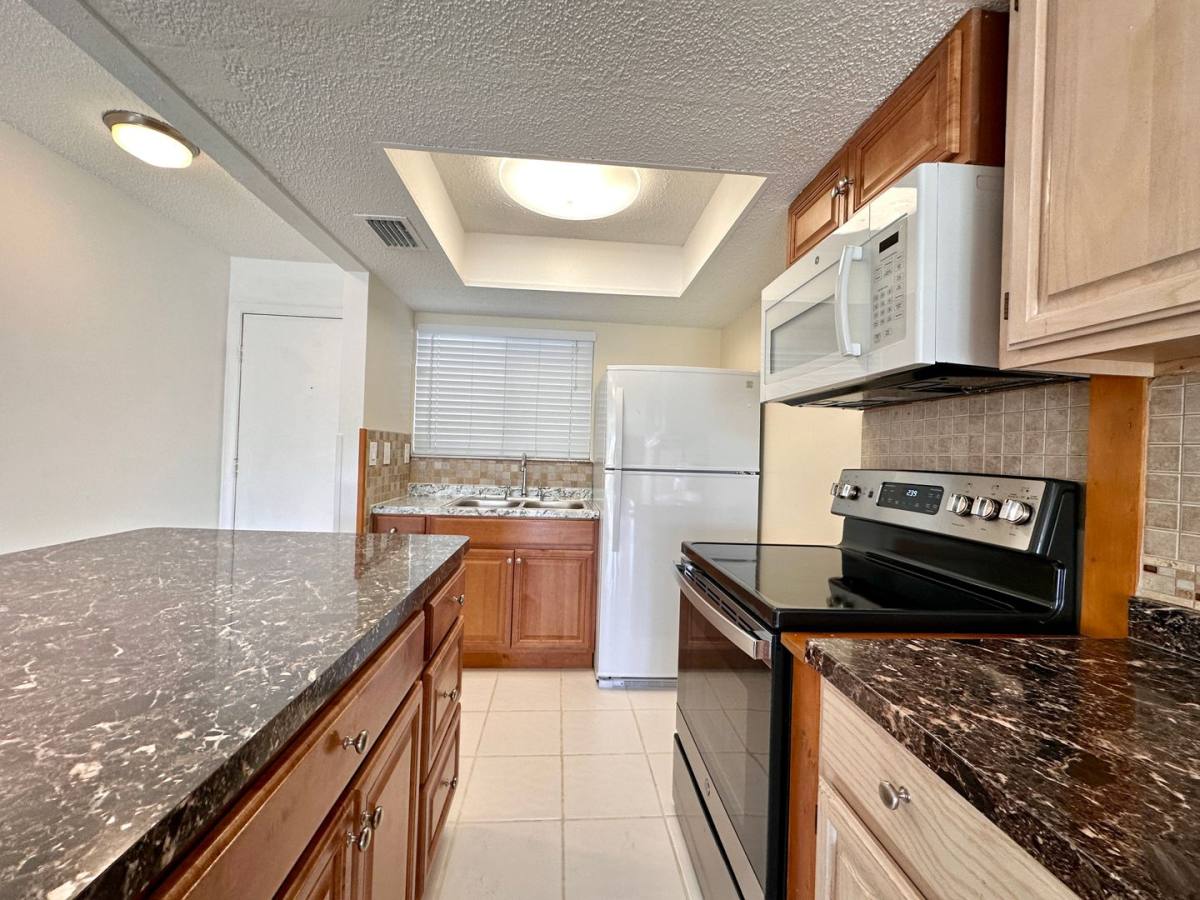 Apartment for rent at 1001 W Marion Ave, Punta Gorda, FL 33950