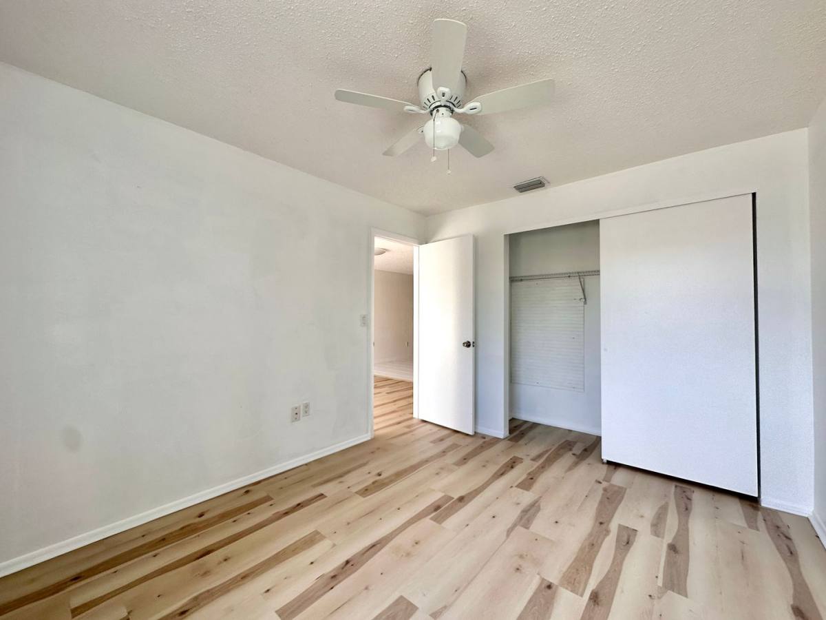 Apartment for rent at 1001 W Marion Ave, Punta Gorda, FL 33950