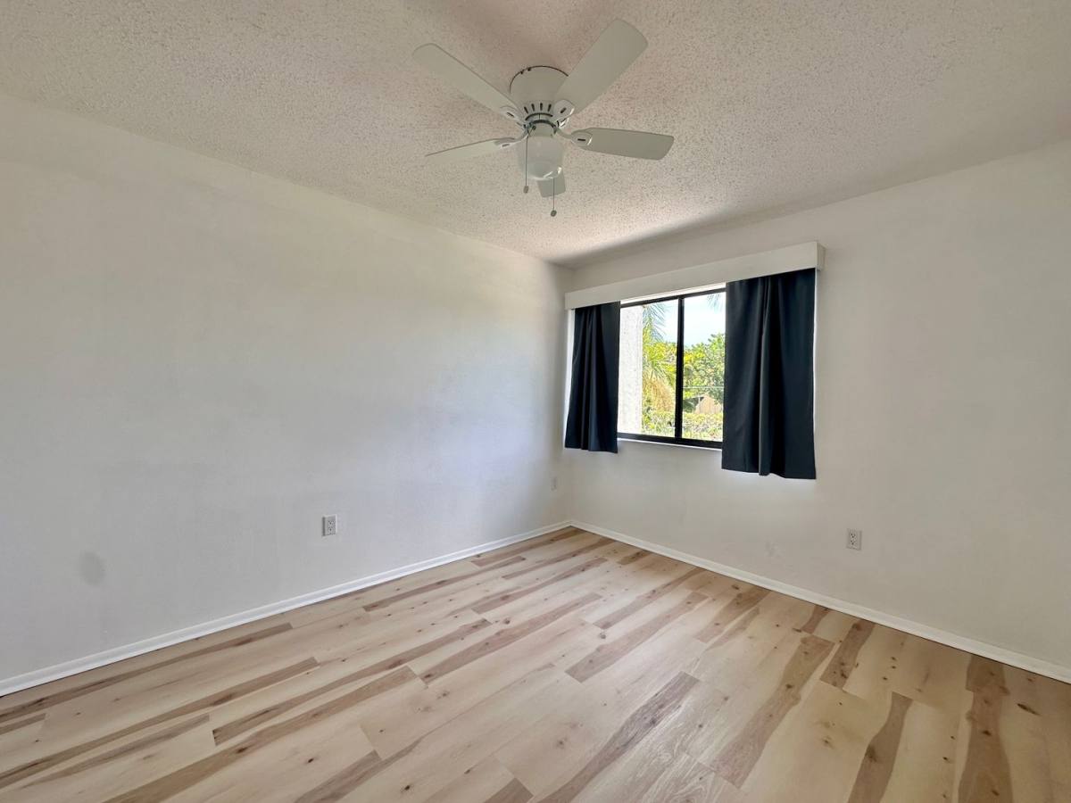 Apartment for rent at 1001 W Marion Ave, Punta Gorda, FL 33950