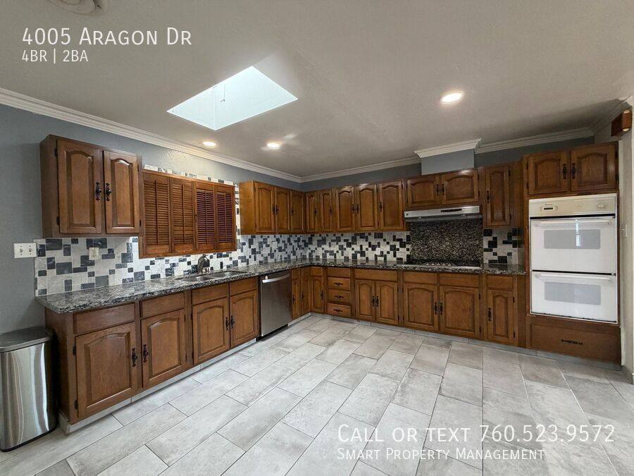 House for rent at 4005 Aragon Dr, San Diego, CA 92115