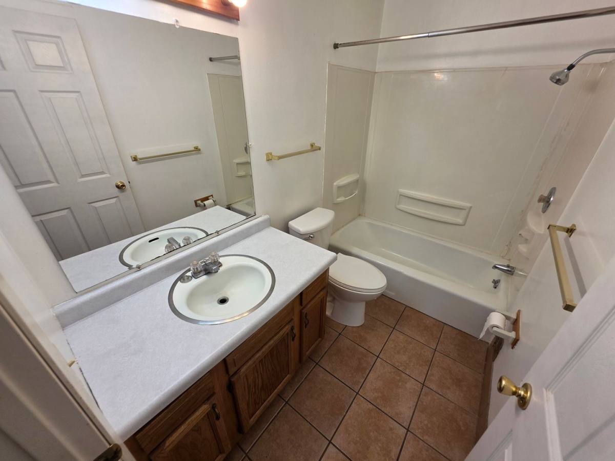 Apartment for rent at 2805 Thomas Dr, Eau Claire, WI 54701