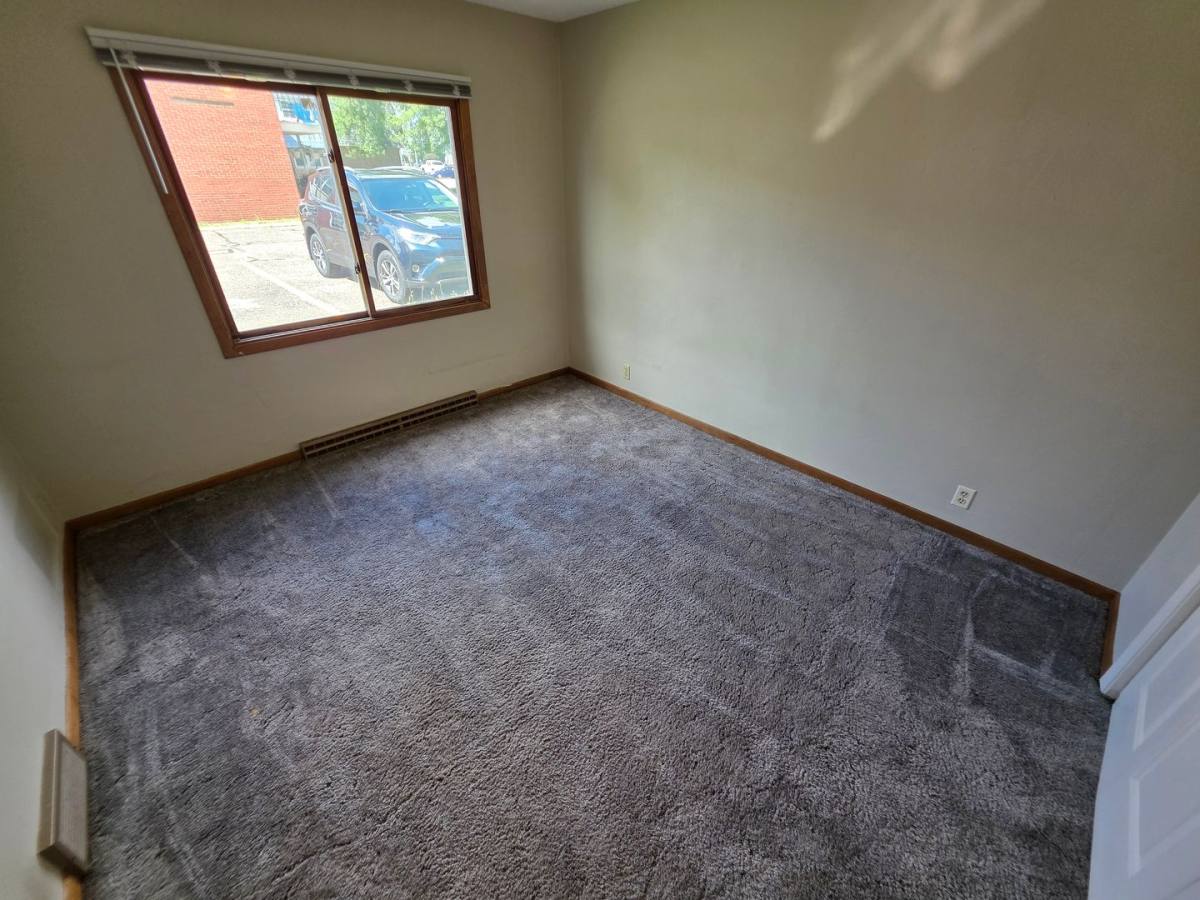 Apartment for rent at 2805 Thomas Dr, Eau Claire, WI 54701