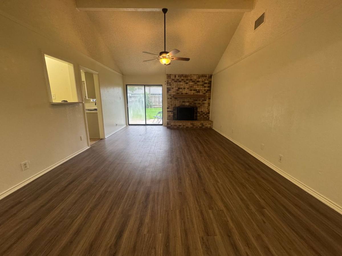 House for rent at 5604 Fireside Dr, Arlington, TX 76016