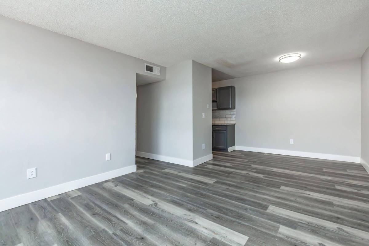 Apartment for rent at 7702 Rivergate Dr, Tampa, FL 33619