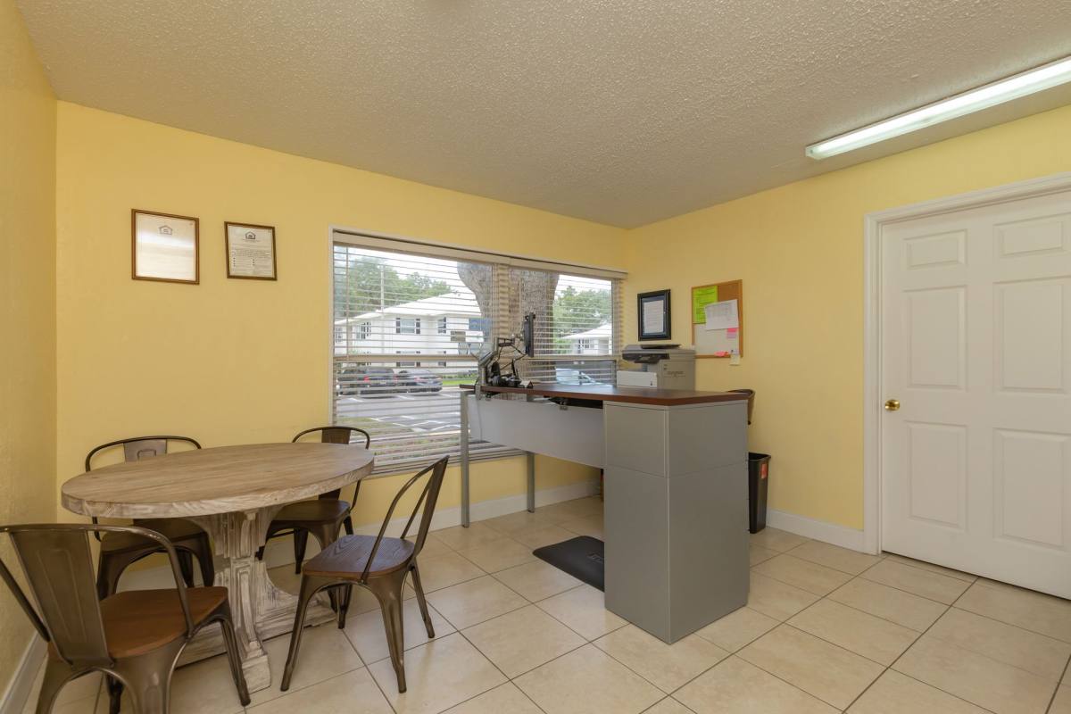 Apartment for rent at 7702 Rivergate Dr, Tampa, FL 33619
