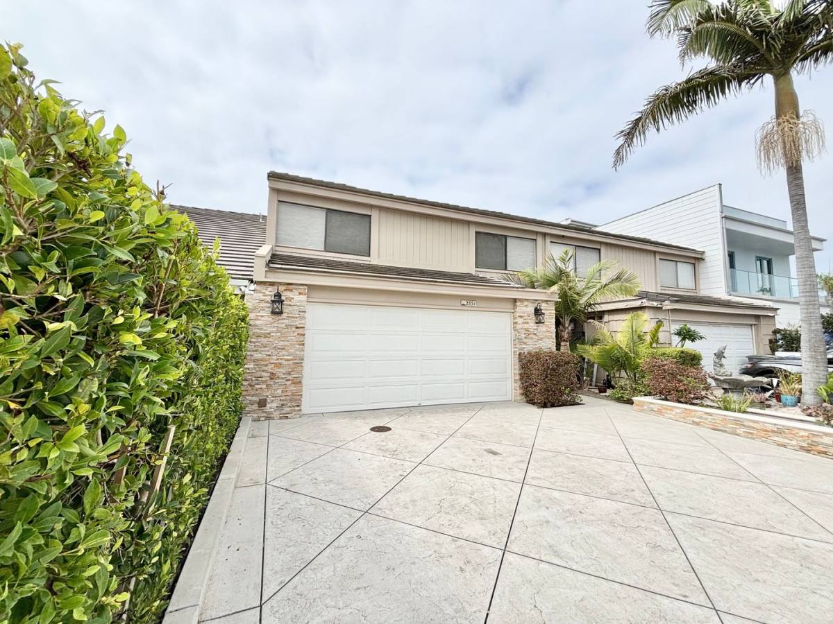 House for rent at 2551 Greencastle Court, Oxnard, CA 93035