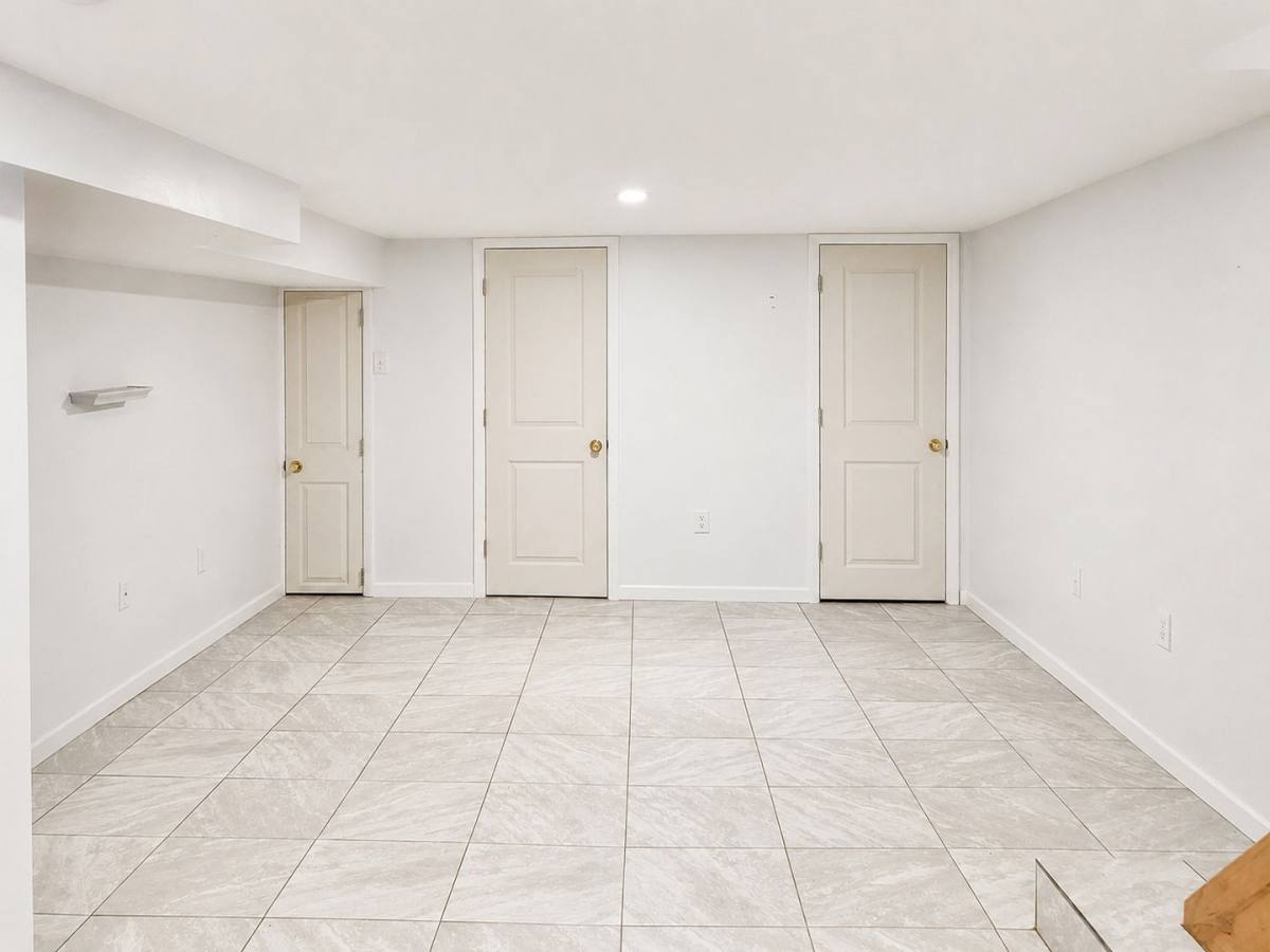 House for rent at 1604 Catharine St, Philadelphia, PA 19146