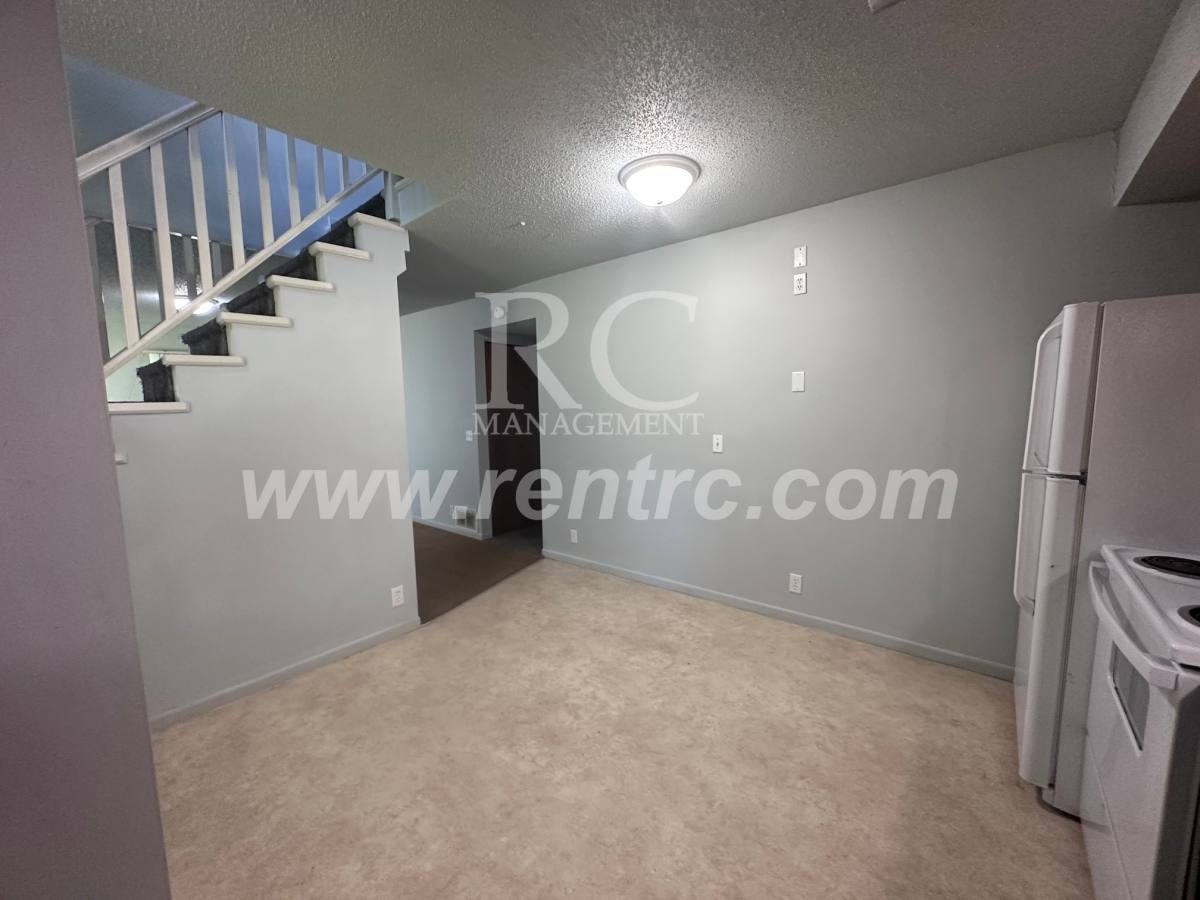 Townhouse for rent at 15986-4 Arrowhead Rd, Danville, IL 61834