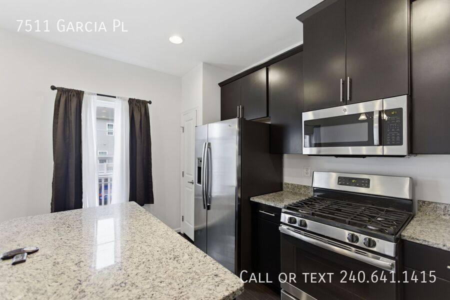 Townhouse for rent at 7511 Garcia Place, Elkridge, MD 21075