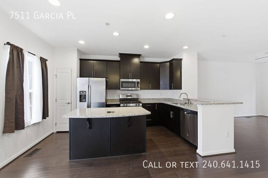 Townhouse for rent at 7511 Garcia Place, Elkridge, MD 21075