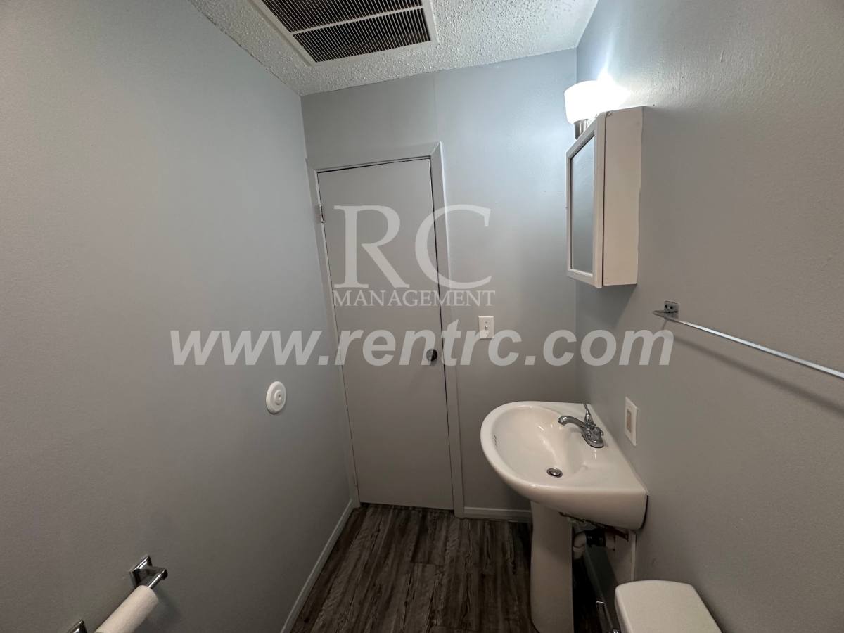House for rent at 1402 Main E, Danville, IL 61832