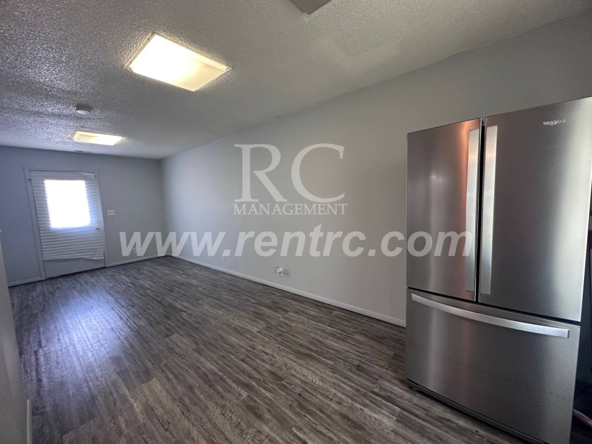House for rent at 1402 Main E, Danville, IL 61832