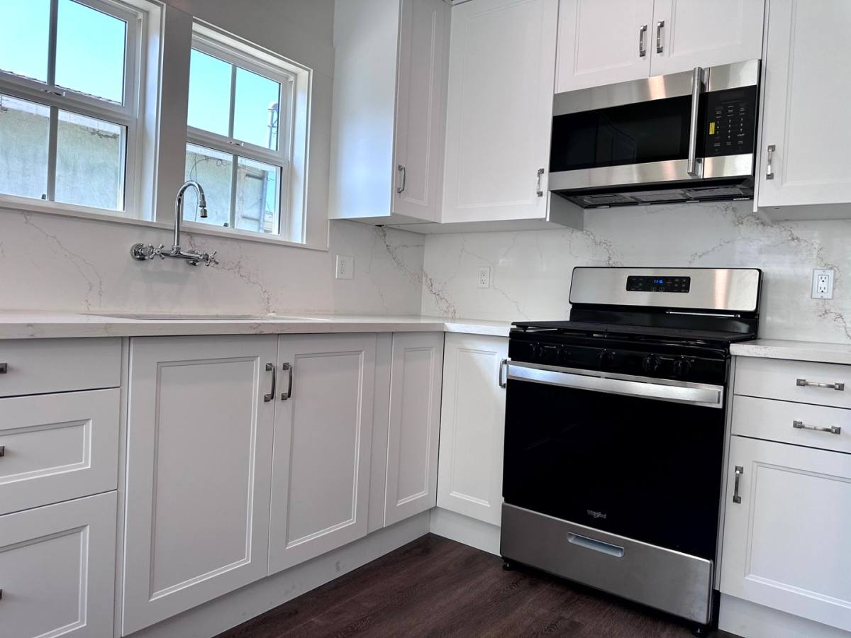 Apartment for rent at 1456-1460 N Ricardo St, Los Angeles, CA 90033