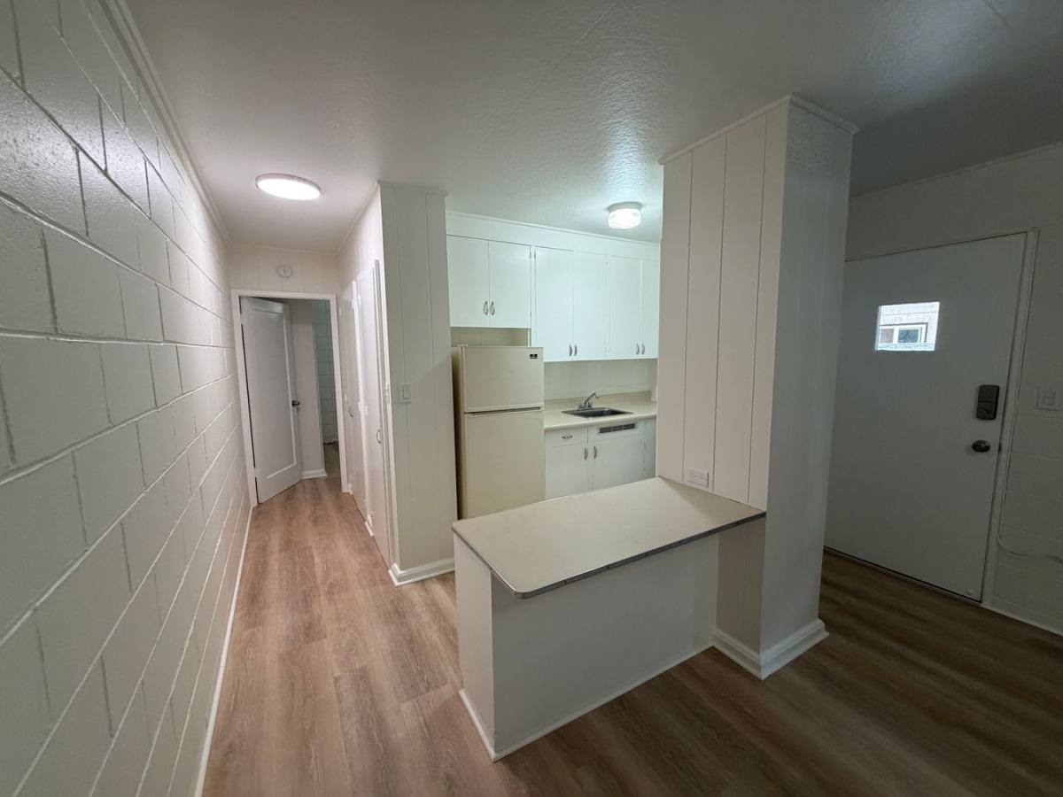 Apartment for rent at 2032 Kapiolani Blvd, Honolulu, HI 96826