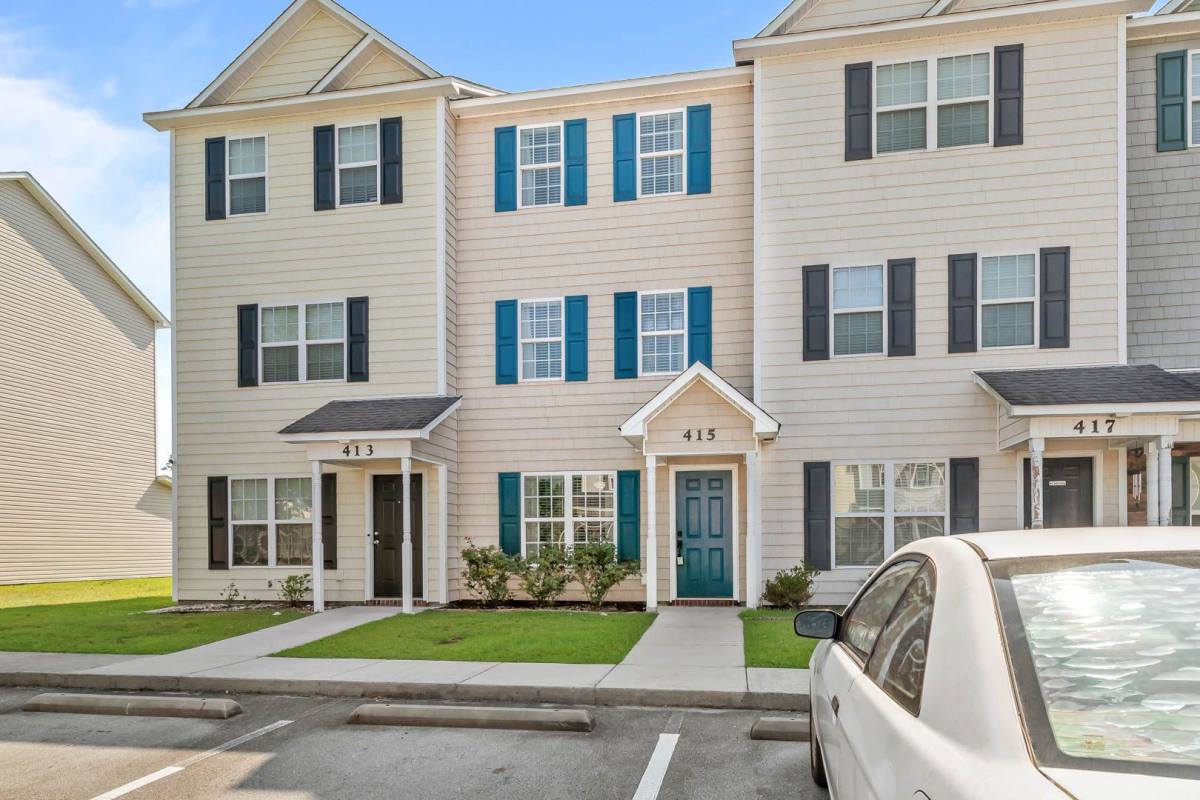Townhouse for rent at 415 Caldwell Loop, Jacksonville, NC 28546