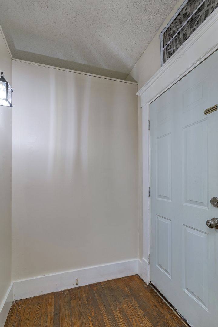 Apartment for rent at 2111 Belmont Blvd, Nashville, TN 37212