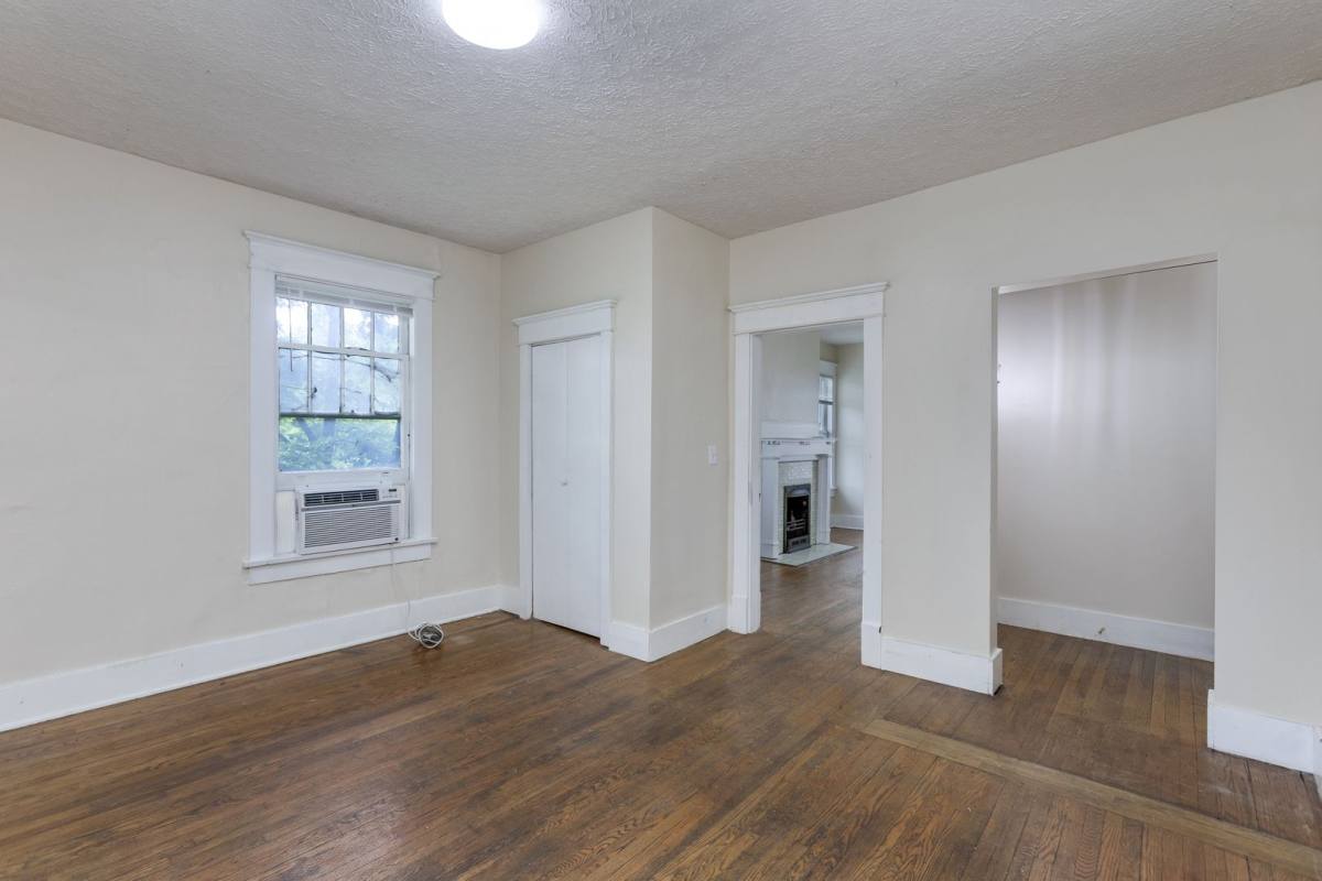 Apartment for rent at 2111 Belmont Blvd, Nashville, TN 37212