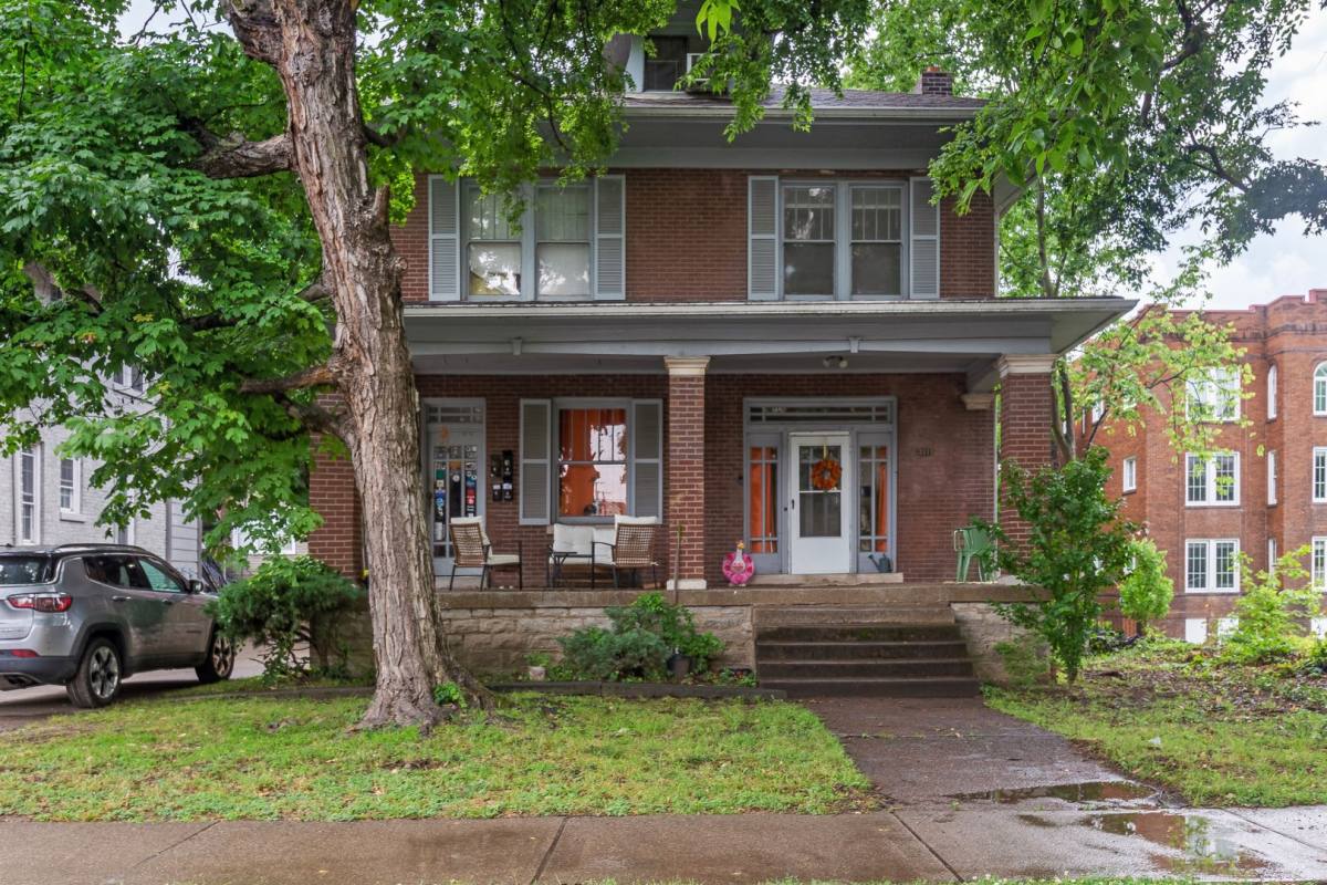 Apartment for rent at 2111 Belmont Blvd, Nashville, TN 37212