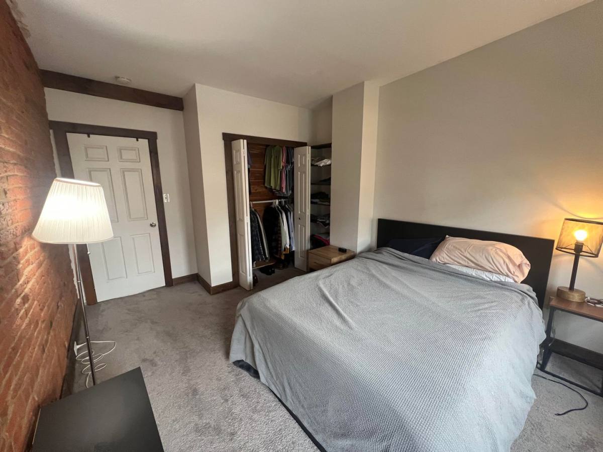 House for rent at 222 W Walnut St, Lancaster, PA 17603