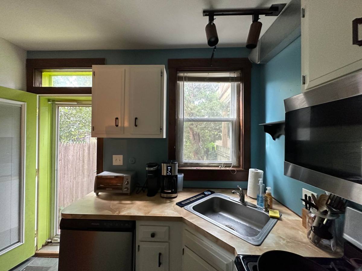 House for rent at 222 W Walnut St, Lancaster, PA 17603