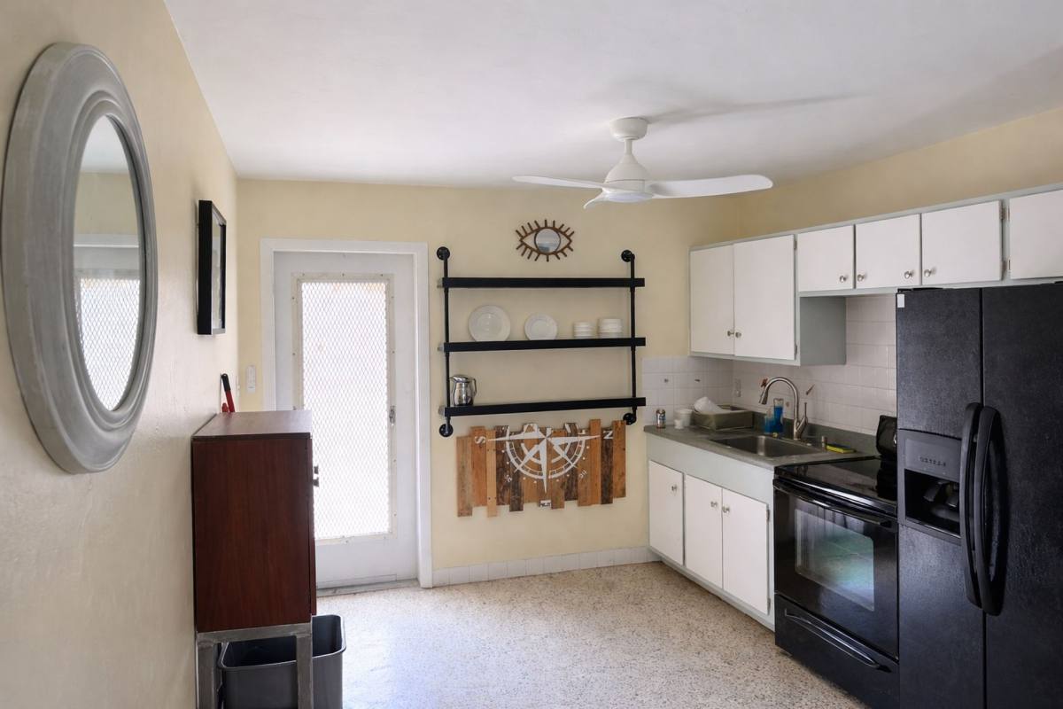Apartment for rent at 2627 Staples Ave, Key West, FL 33040