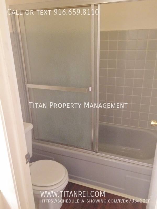 Apartment for rent at 770 Carro Dr #1, Sacramento, CA 95825