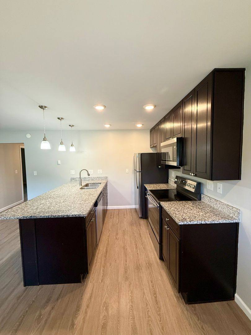 Apartment for rent at 220 Oak St, Loveland, OH 45140