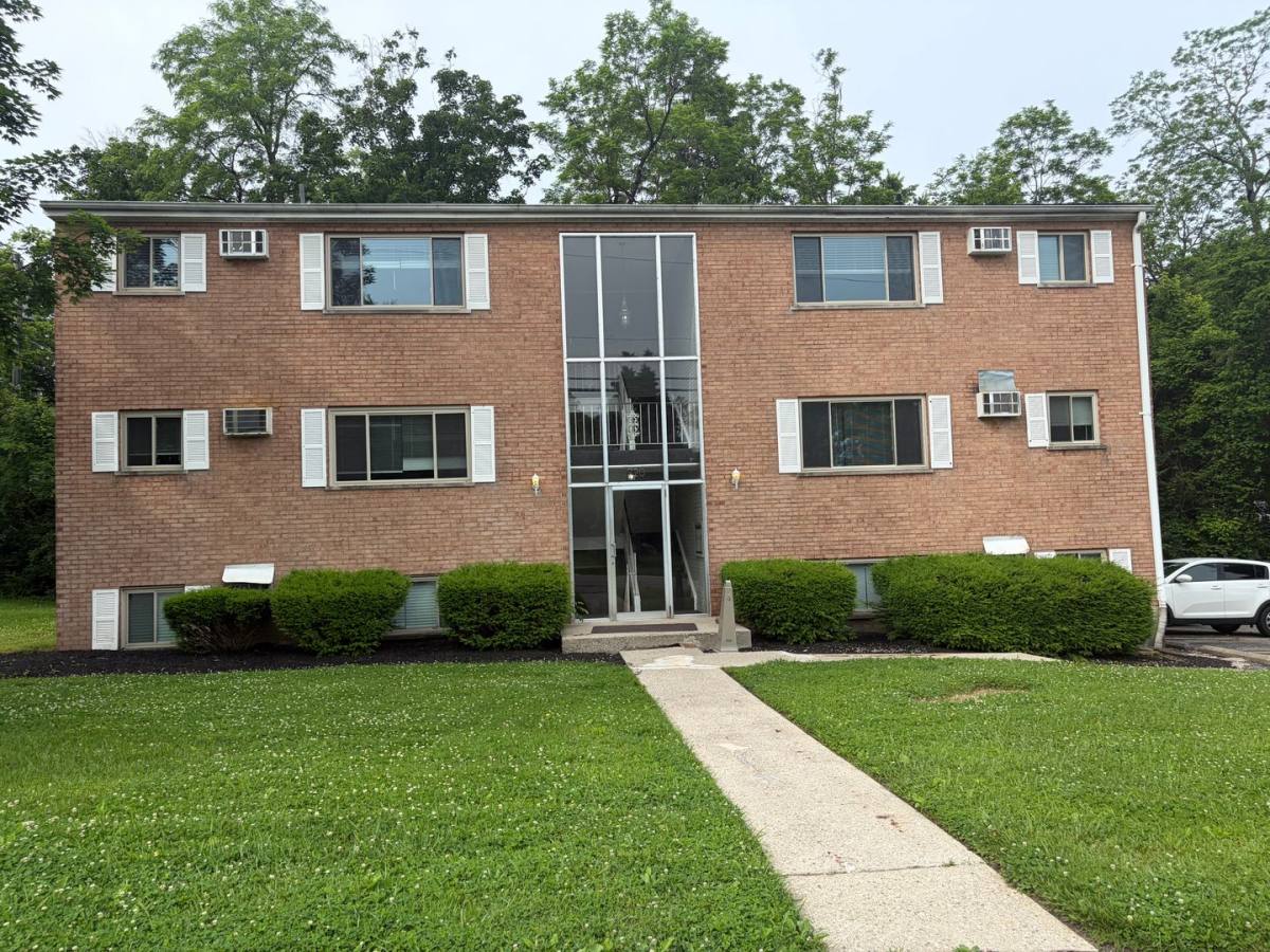 Apartment for rent at 220 Oak St, Loveland, OH 45140