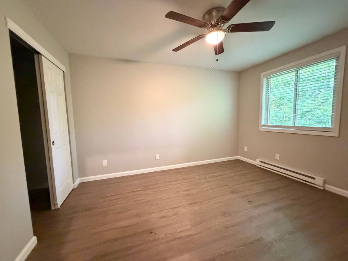 Apartment for rent at 220 Oak St, Loveland, OH 45140