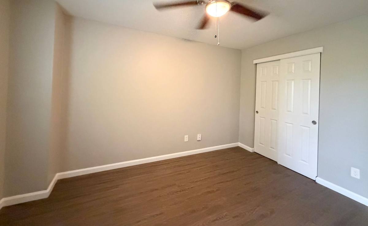 Apartment for rent at 220 Oak St, Loveland, OH 45140