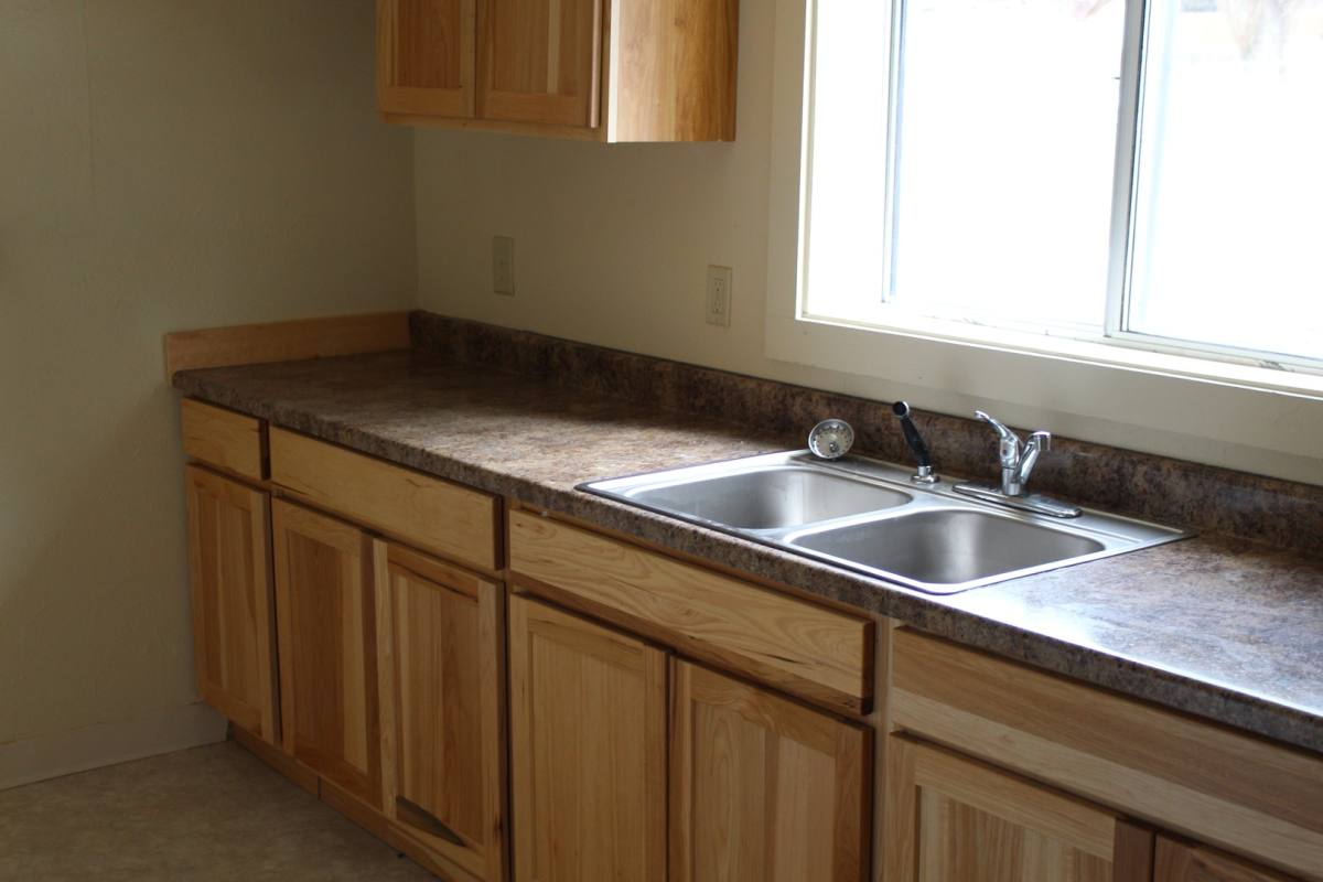House for rent at 1865 1 2 Hope St, Klamath Falls, OR 97603